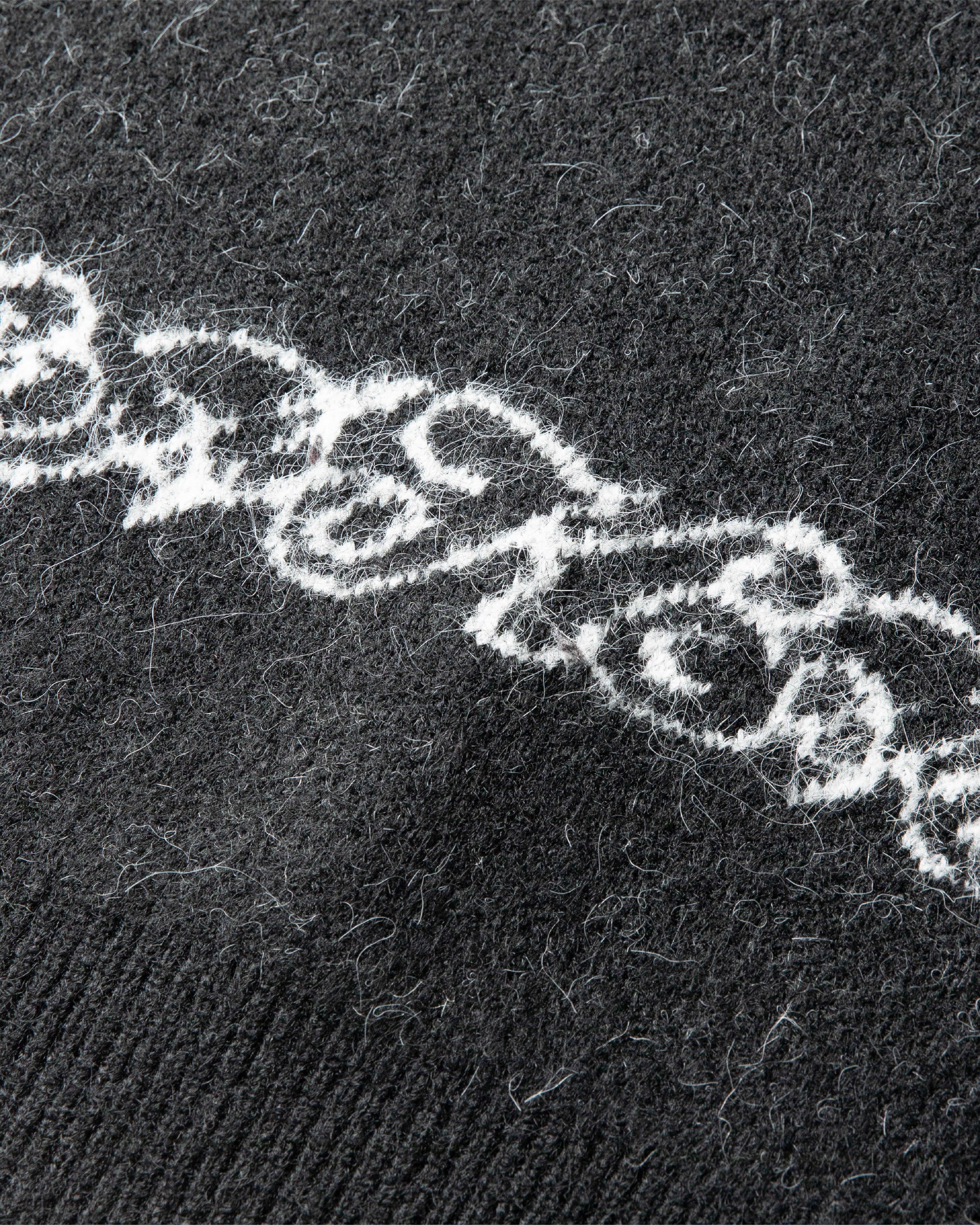 lakai-cerberus-brushed-acrylic-sweater-schwarz-pullover image 5