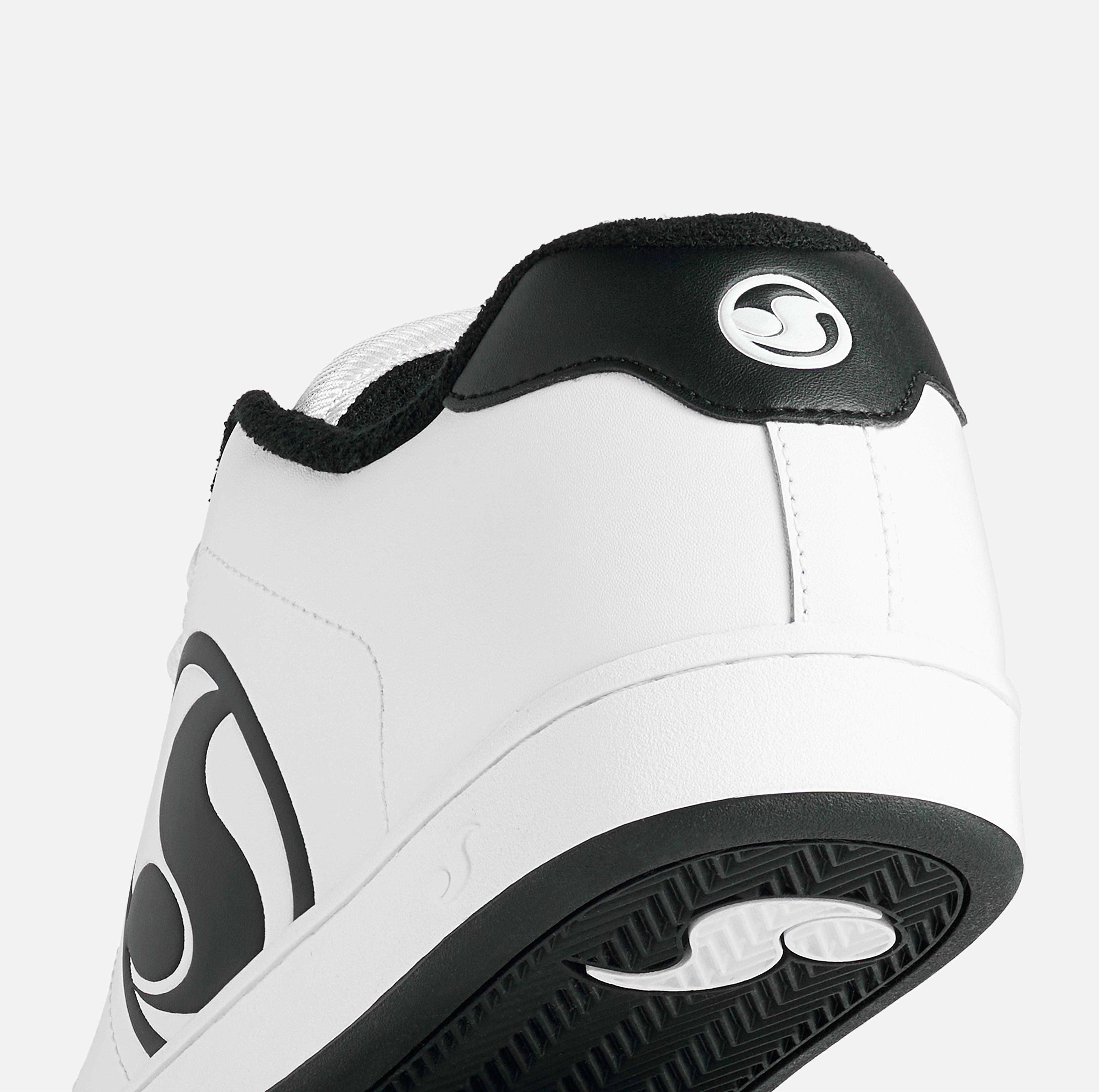 dvs-revival-skateschuh-lace-to-toe image 2