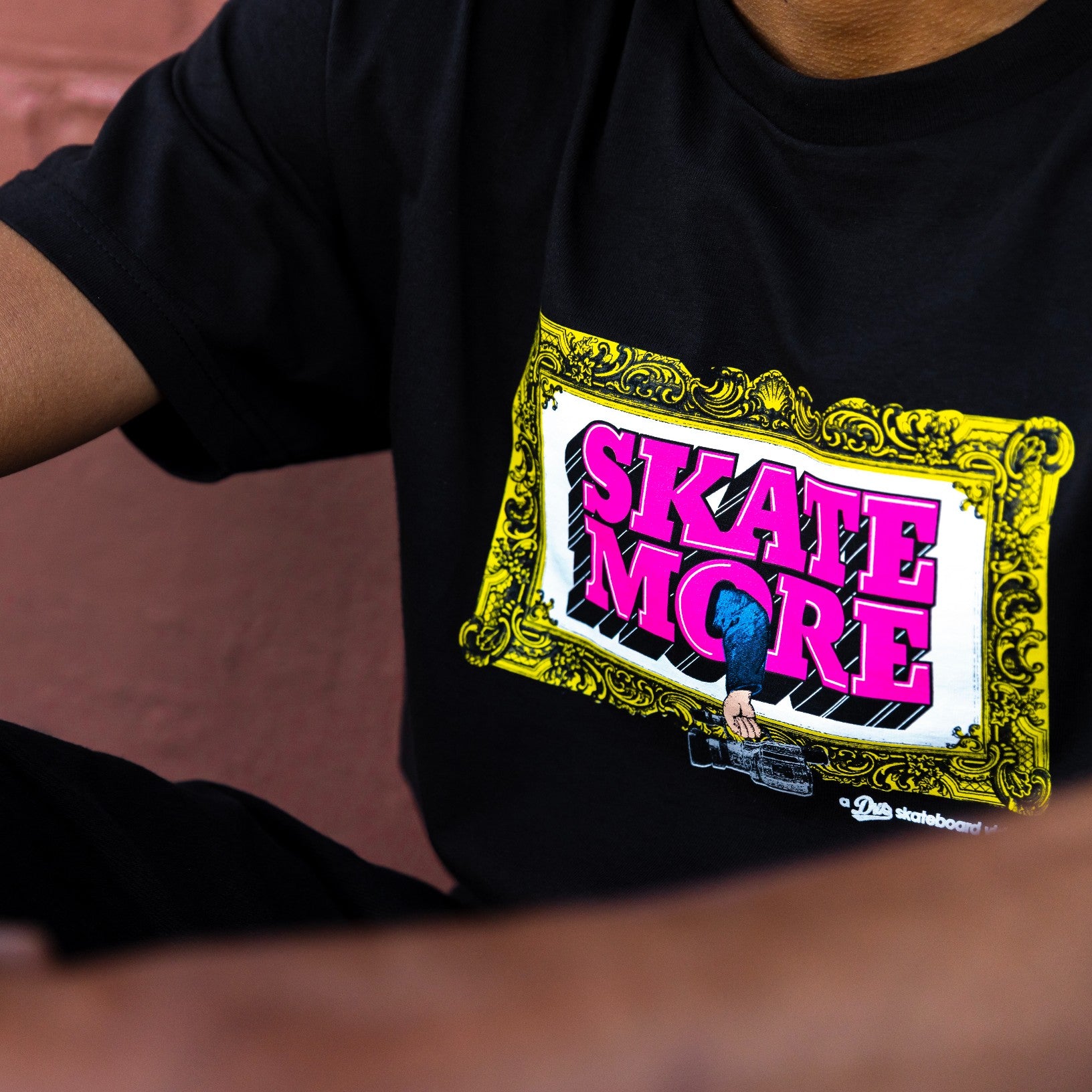 dvs-skate-more-icon-t-shirt-herren image 2