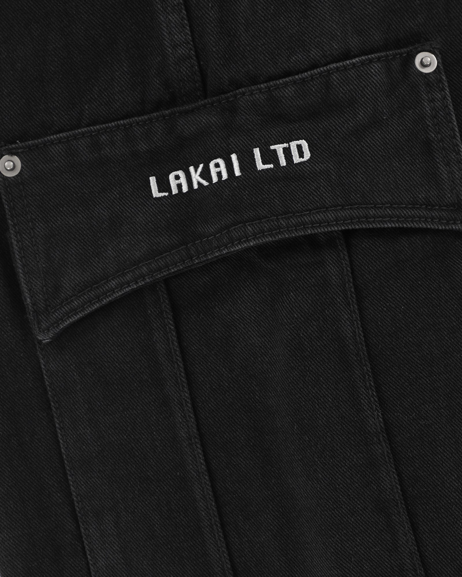lakai-cargo-jumbo-jort-black image 5