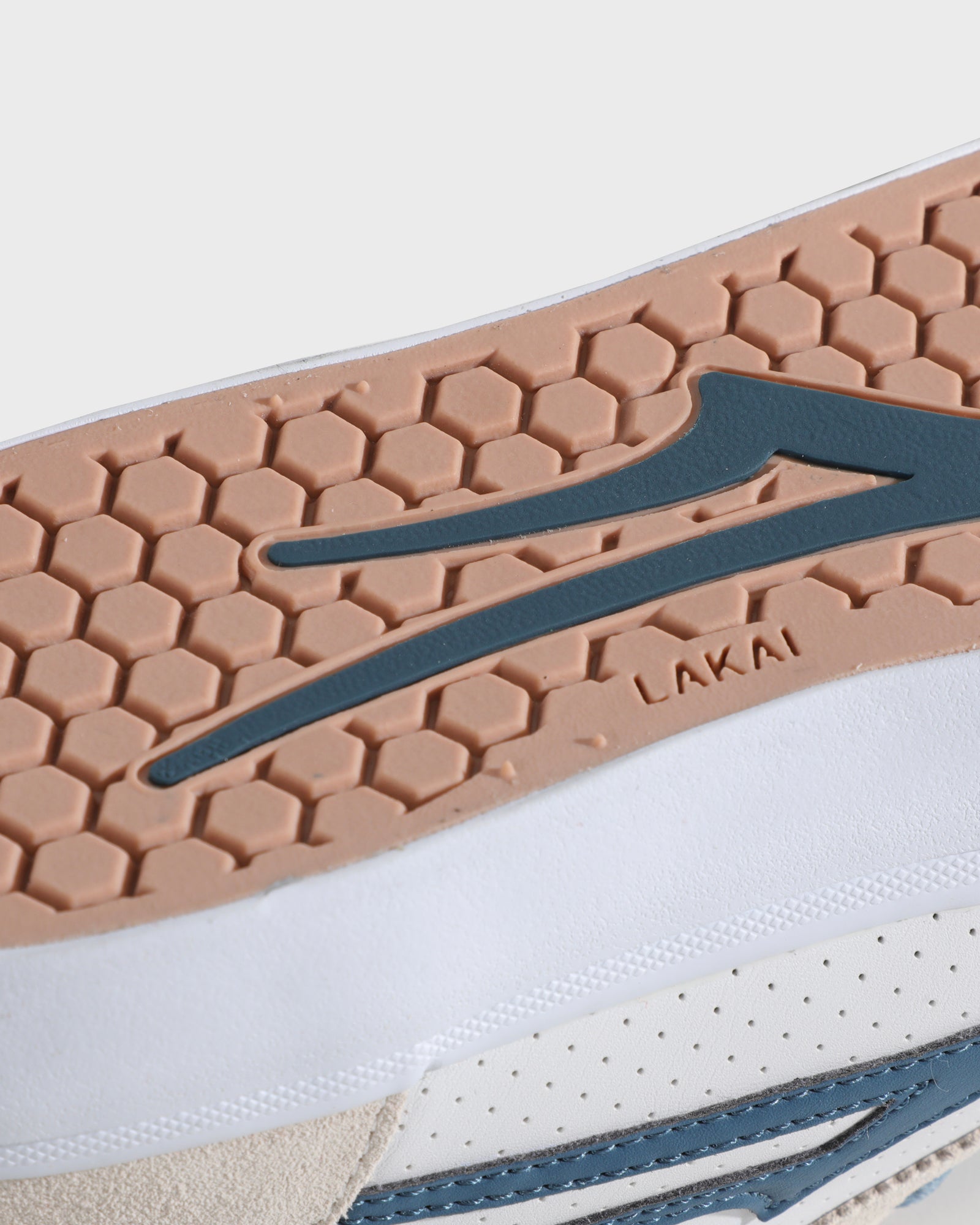 lakai-manchester-white-suede-navy-perf image 4