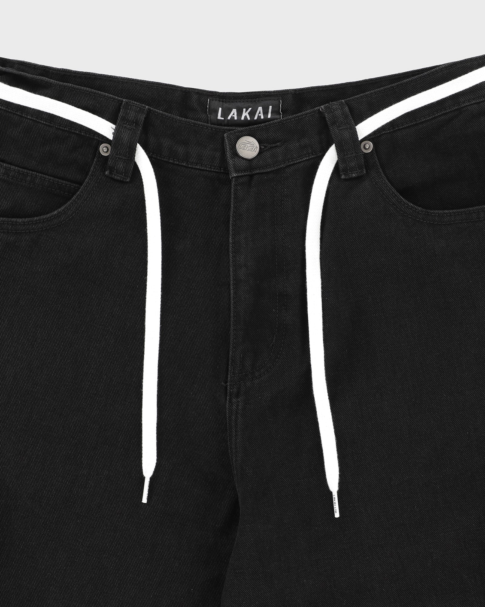 lakai-cargo-jumbo-jort-black image 4