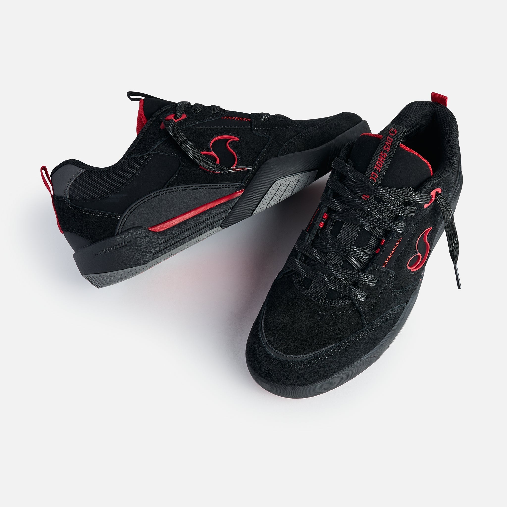 dvs-slot-skate-sneaker-schwarz-rot image 3