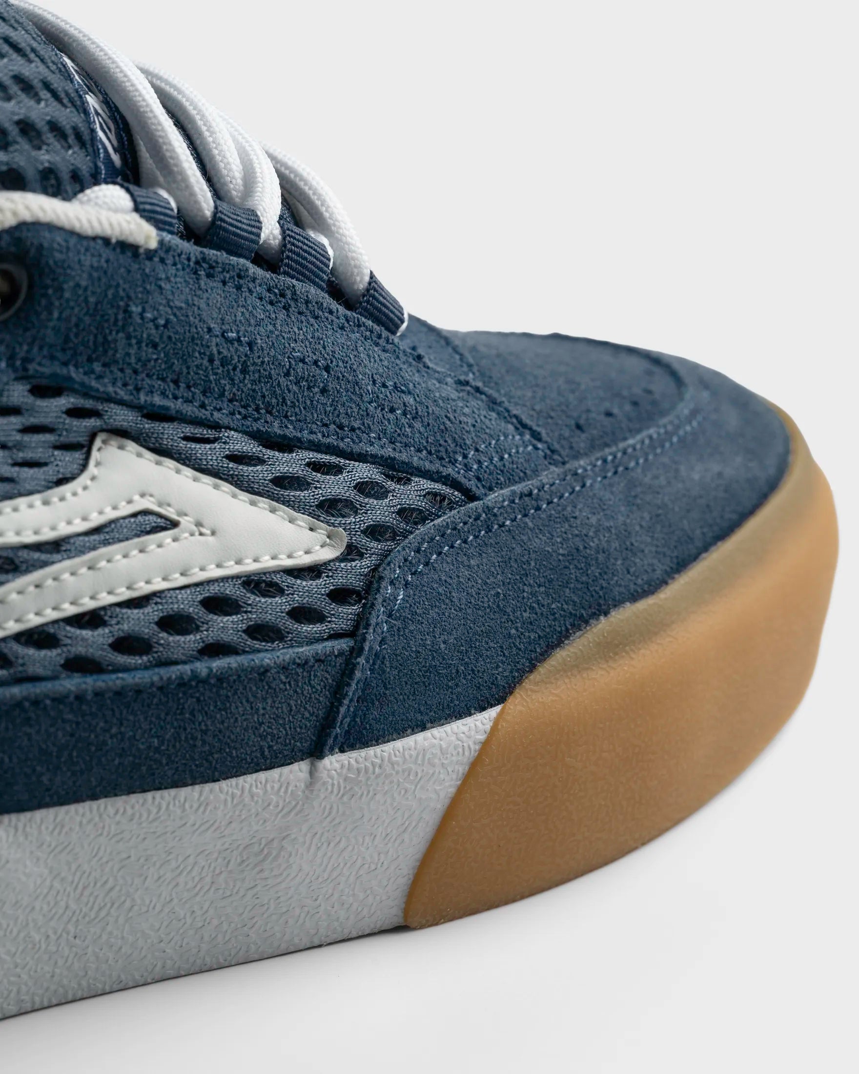 lakai-aran-navy-suede-white-gum image 4
