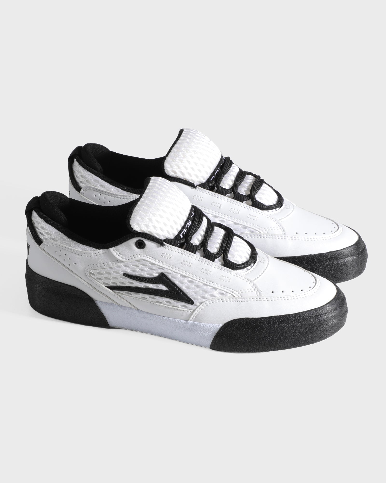 lakai-aran-wei-es-leder-schwarz image 2