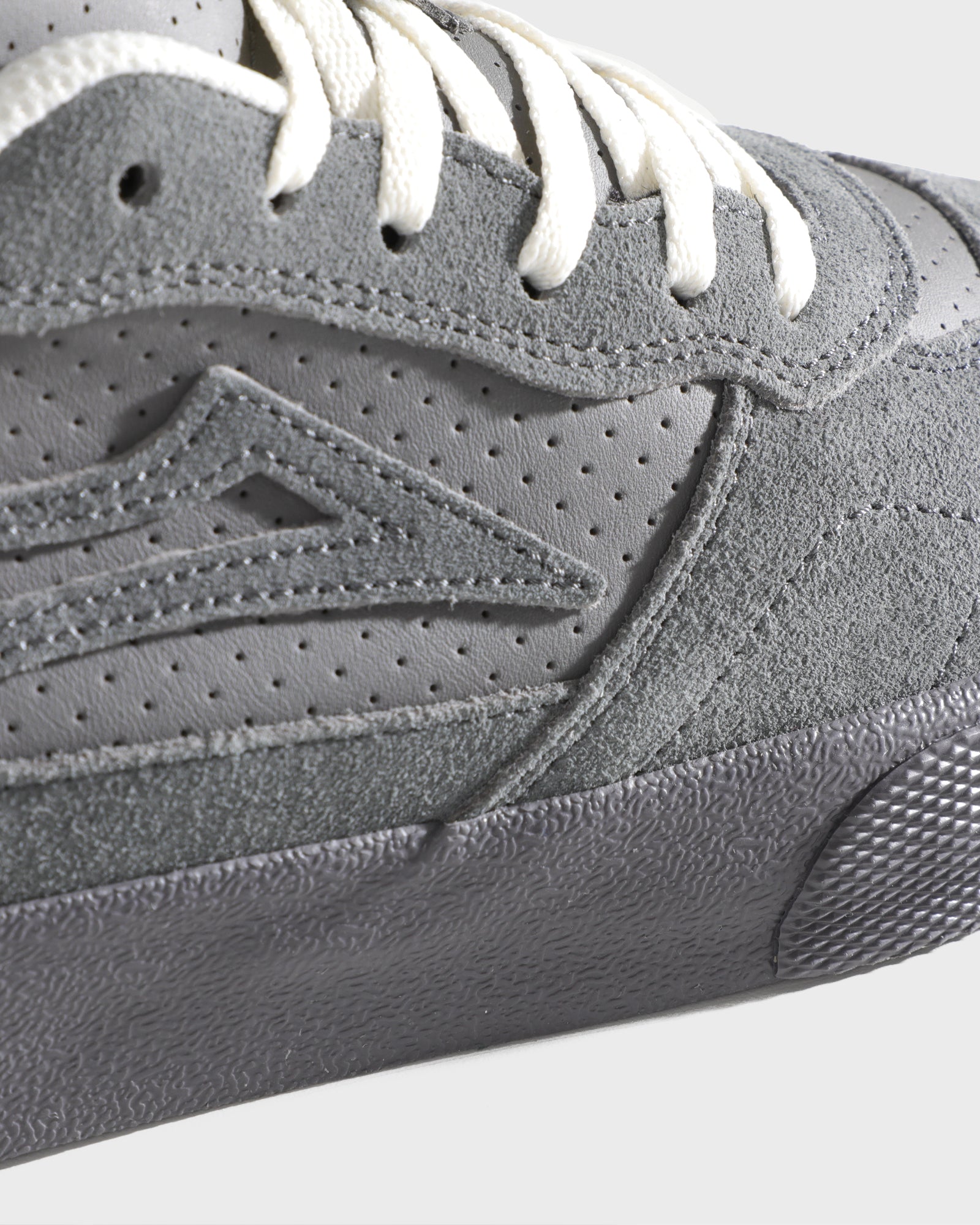 lakai-cambridge-x-ripndip-skateschuh-grey-suede-limited-edition image 4