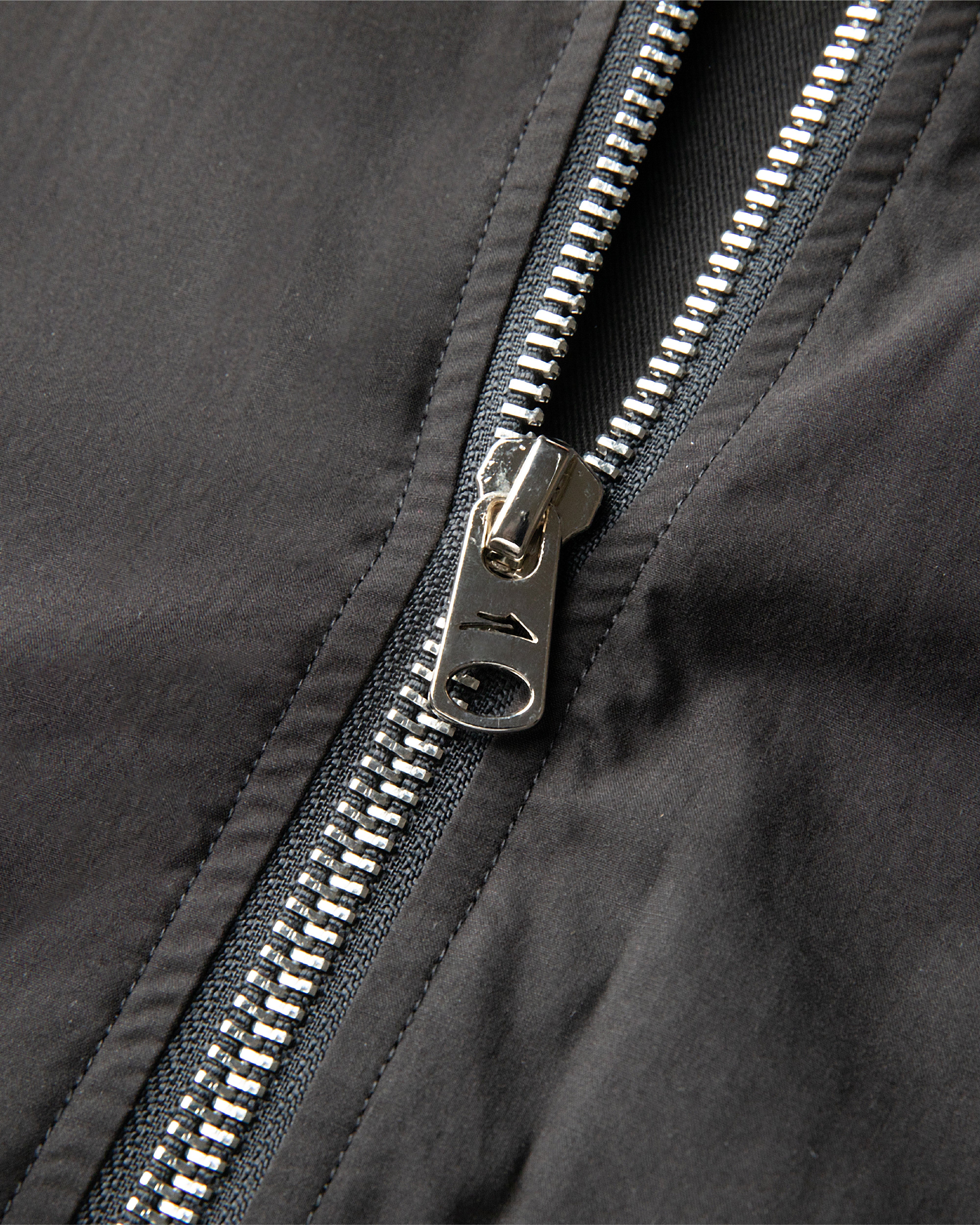 lakai-slashed-zip-bomber-jacke-black image 3