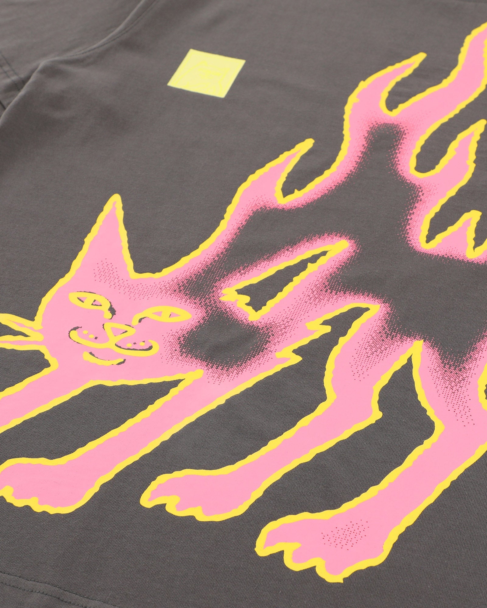 lakai-x-ripndip-pink-flame-ss-tee-t-shirt-gray-pink image 2