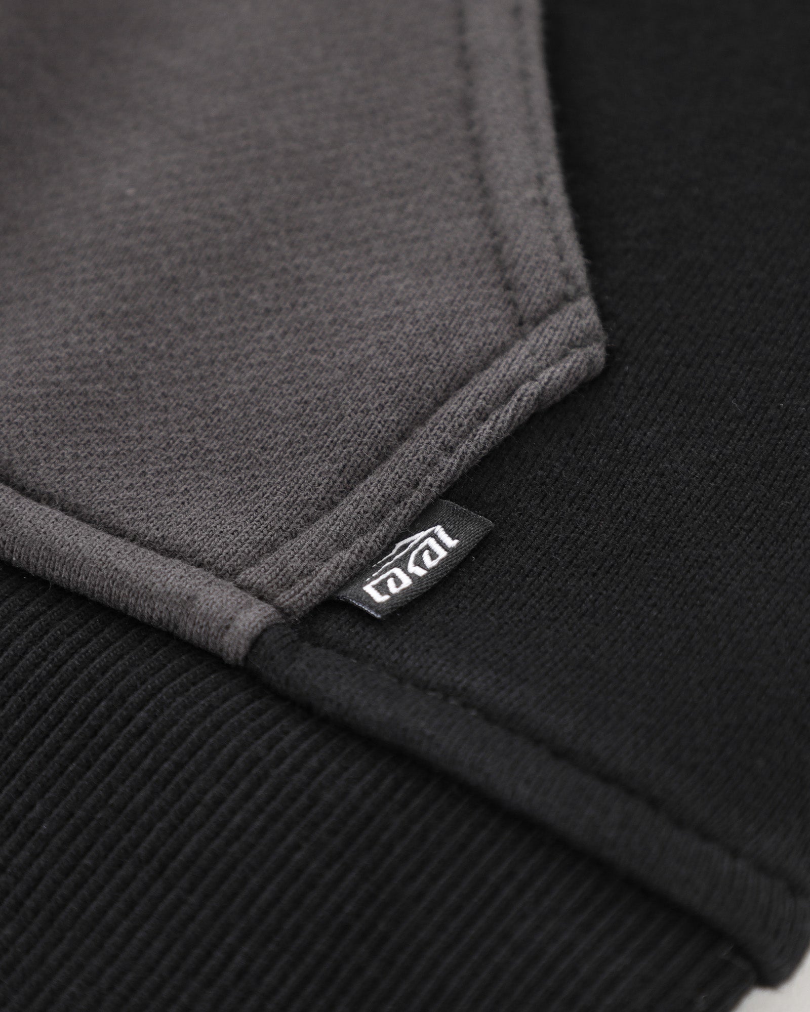 lakai-hello-my-name-is-zip-hoodie-black image 7