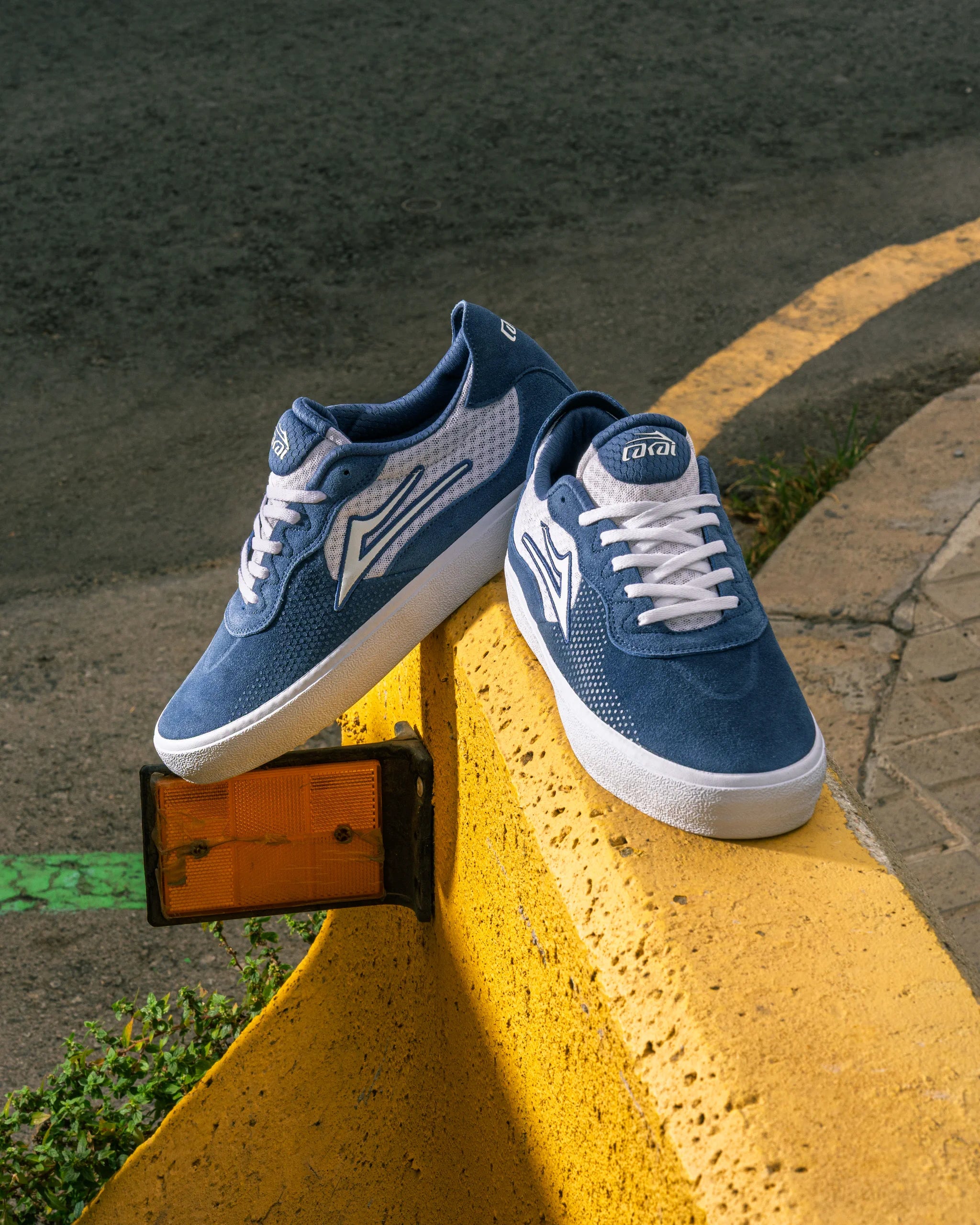 lakai-essex-skateschuh-light-navy-suede-wei image 7